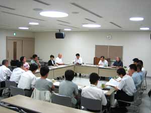 瓜田・中同協政策局長を講師に学習会