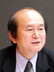 伊藤氏